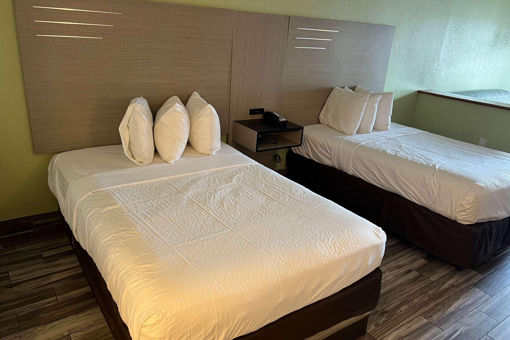 hotel-thumb