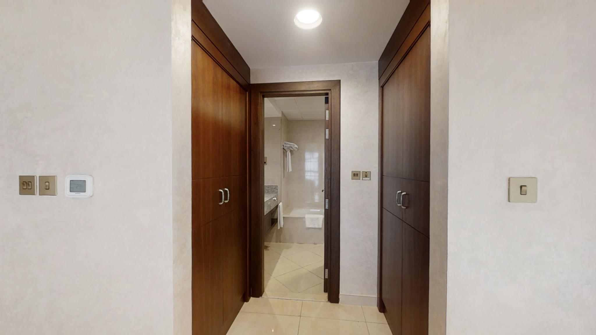 hotel-thumb