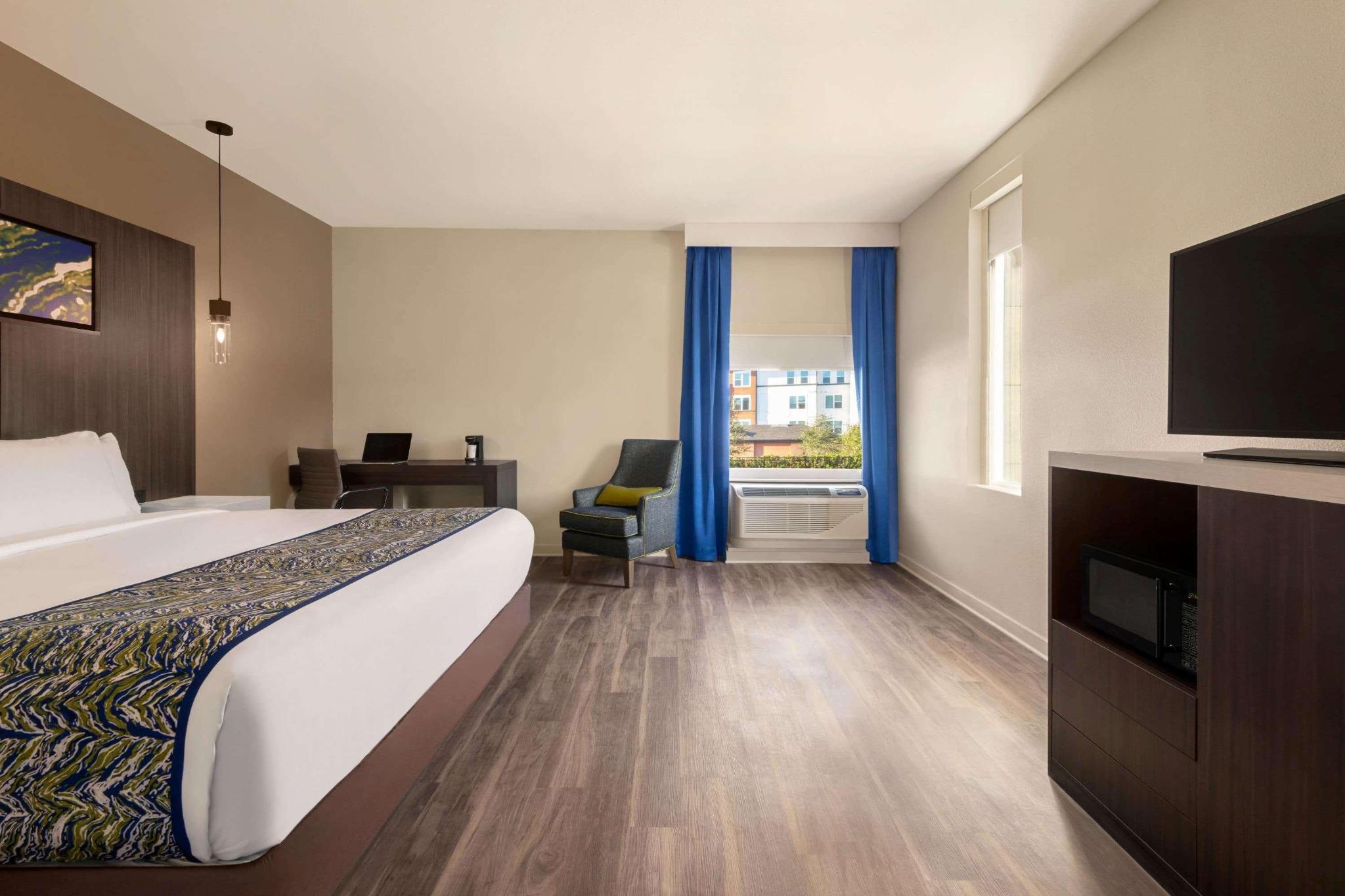 hotel-thumb