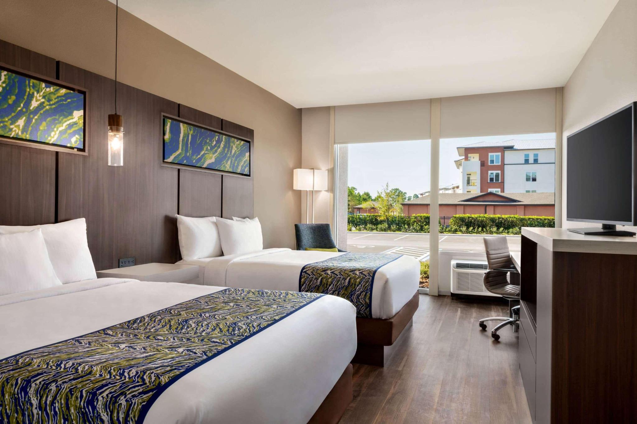 hotel-thumb