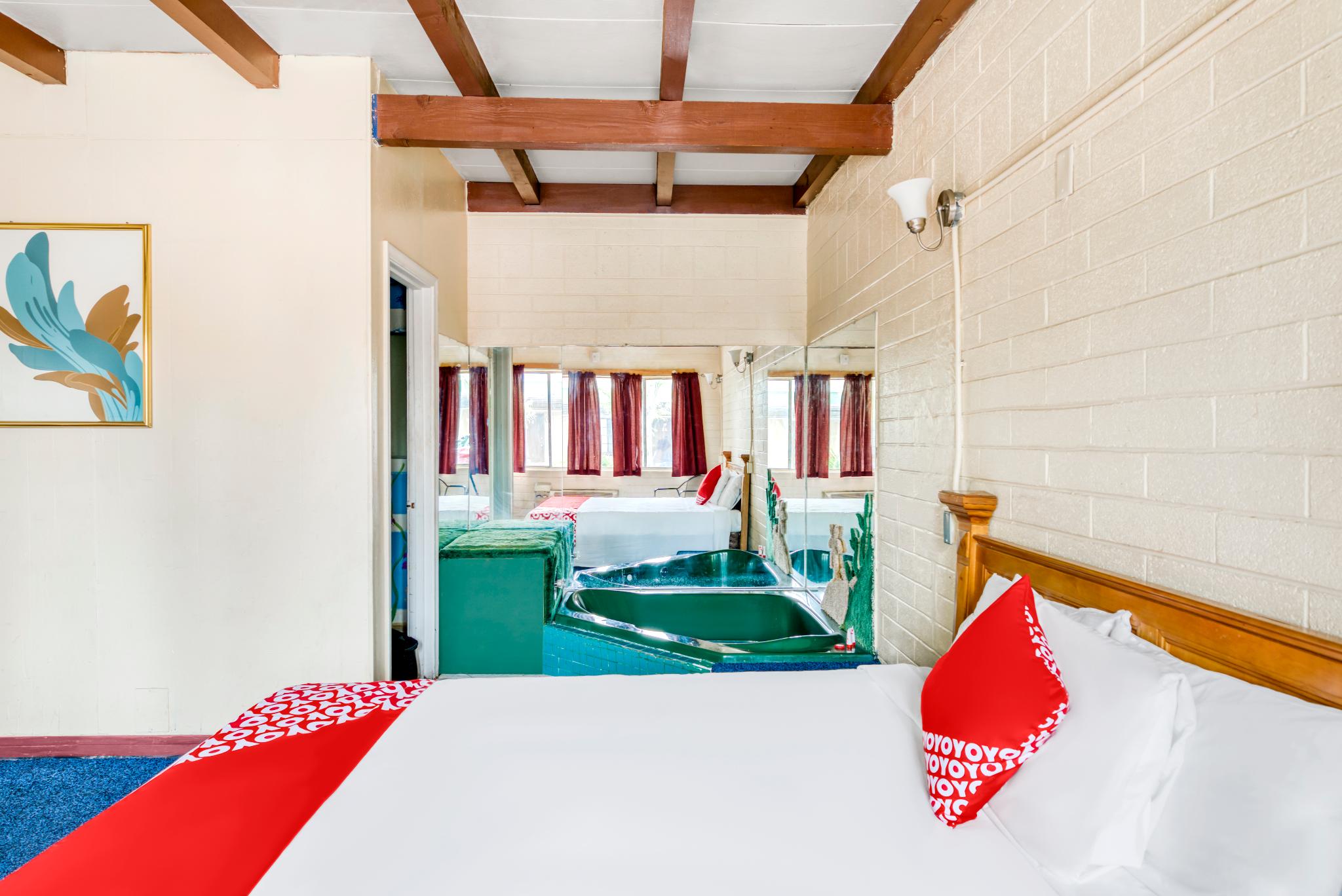 hotel-thumb