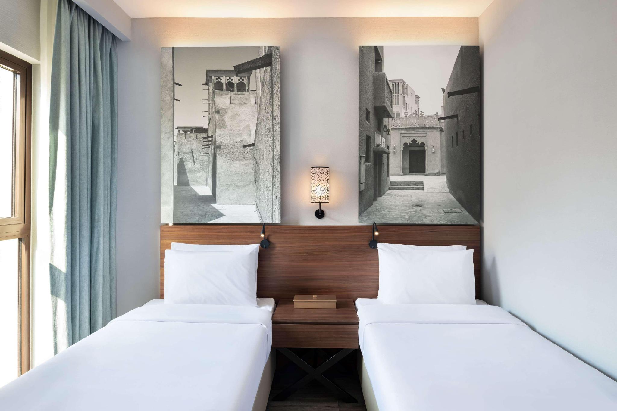 hotel-thumb