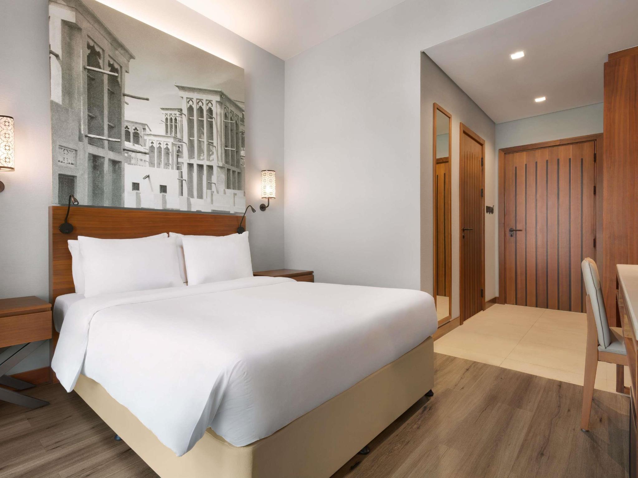 hotel-thumb