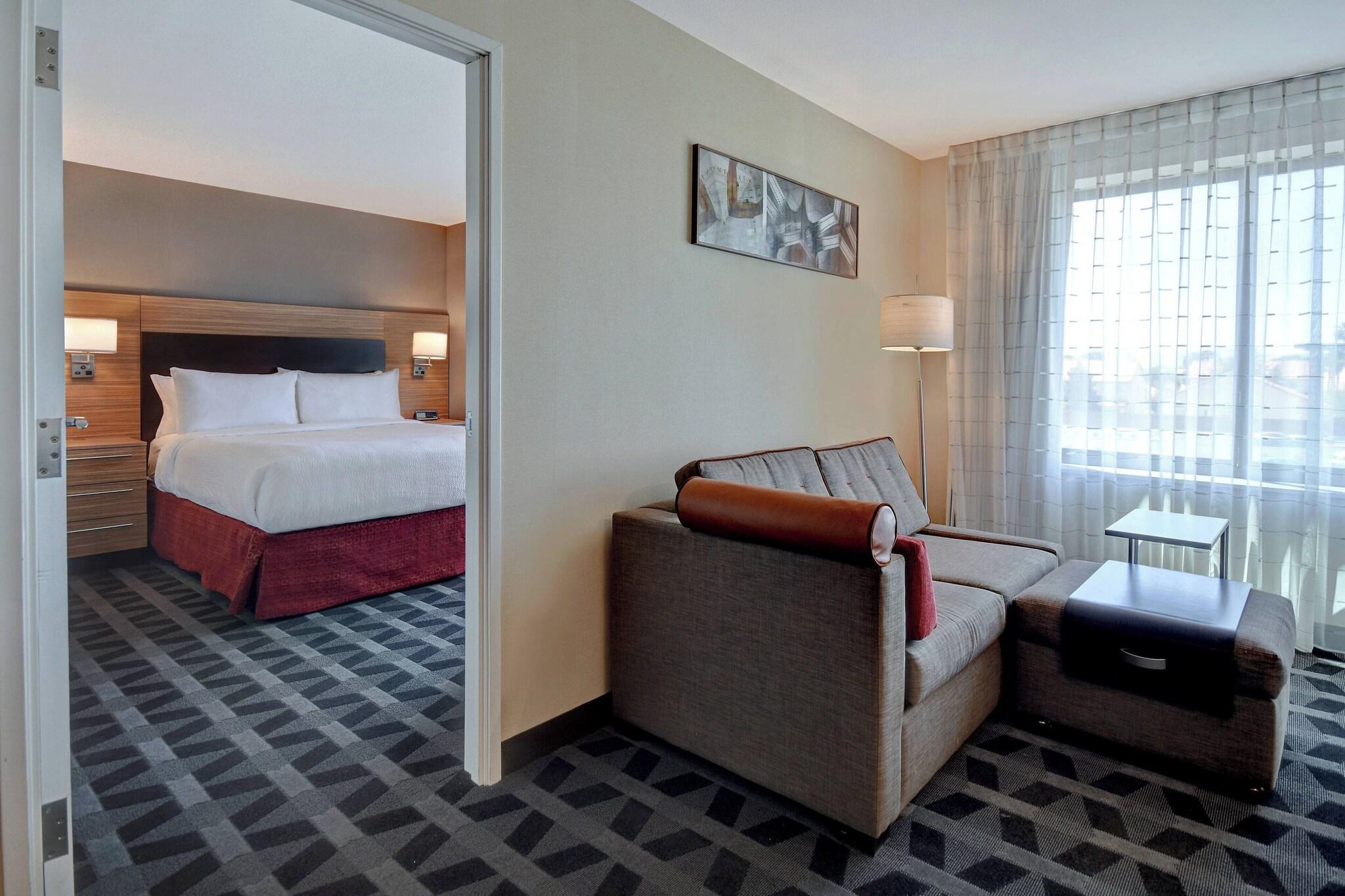 hotel-thumb