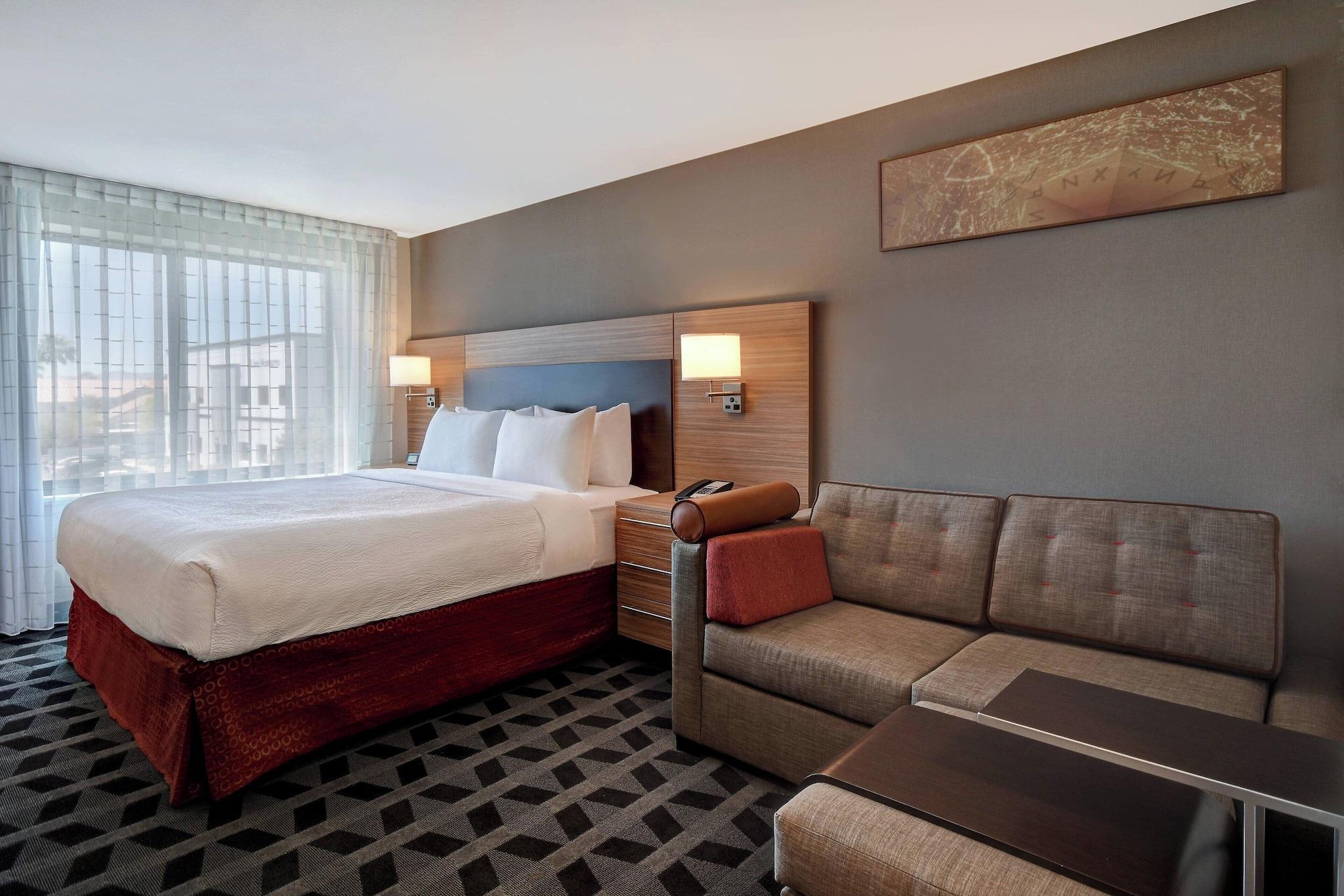 hotel-thumb