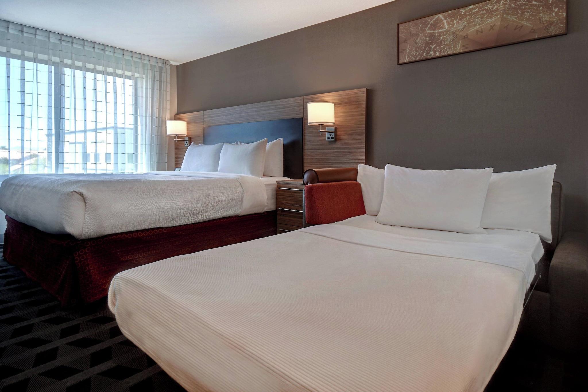 hotel-thumb