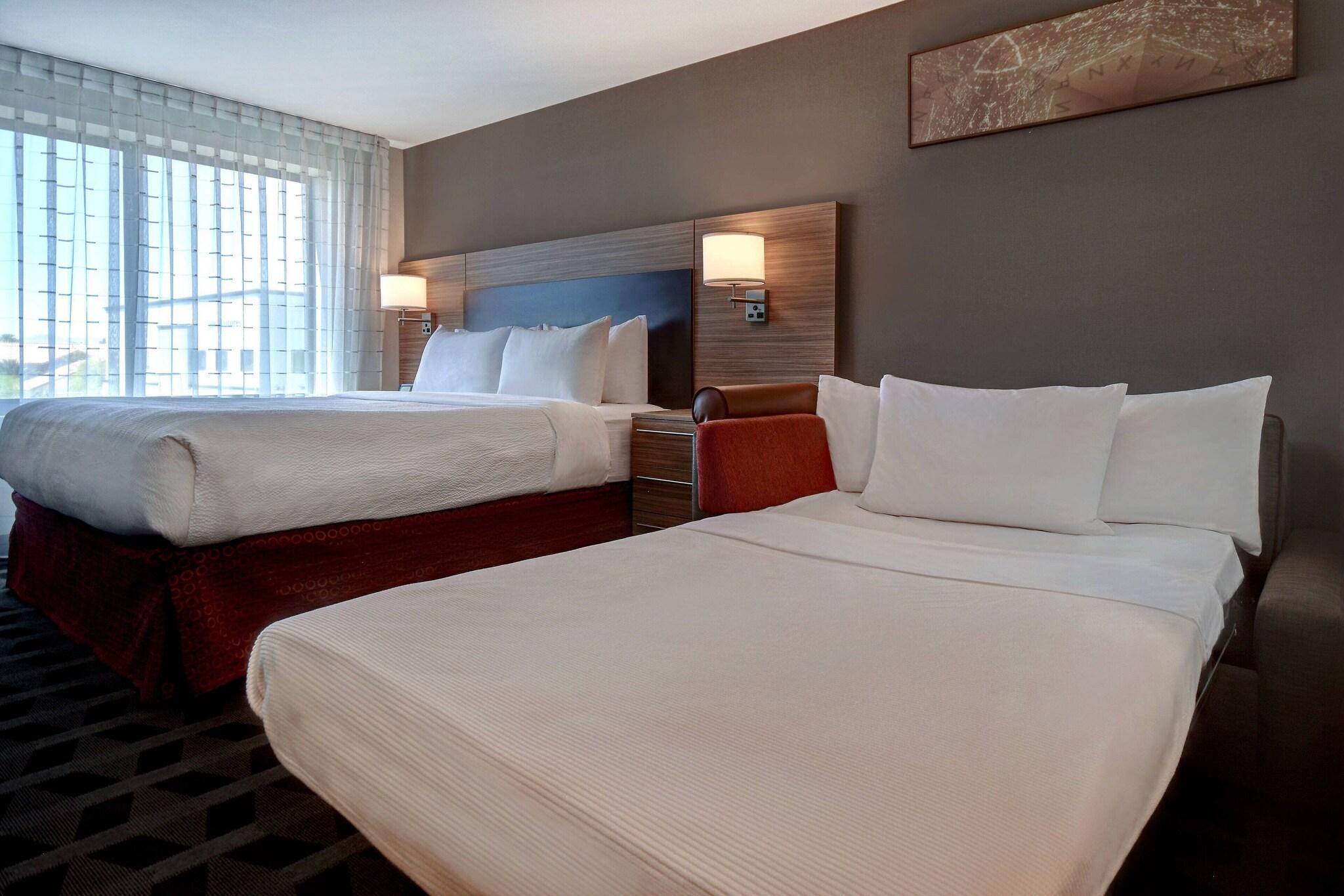 hotel-thumb