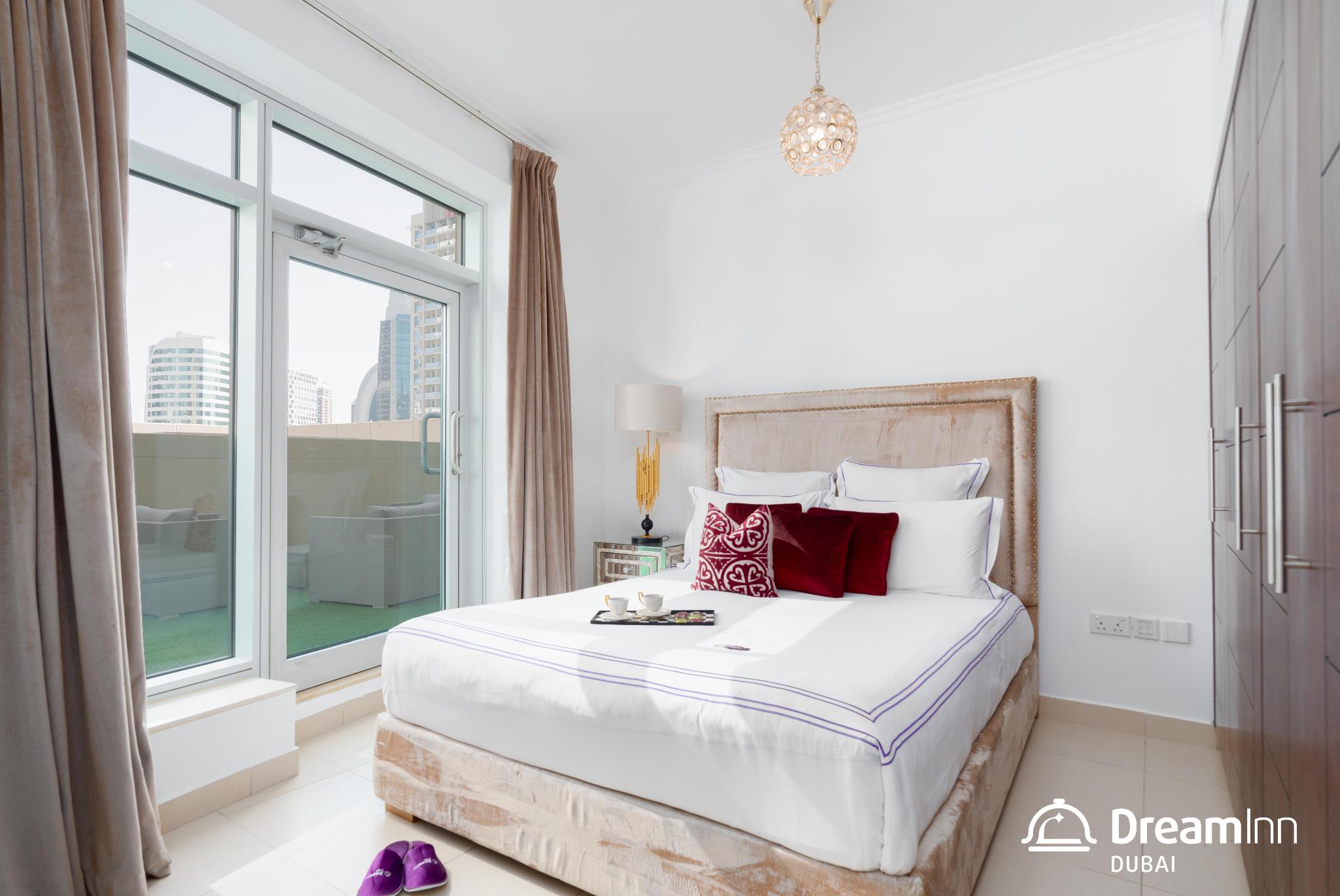 Dream Inn Dubai - Burj Views
