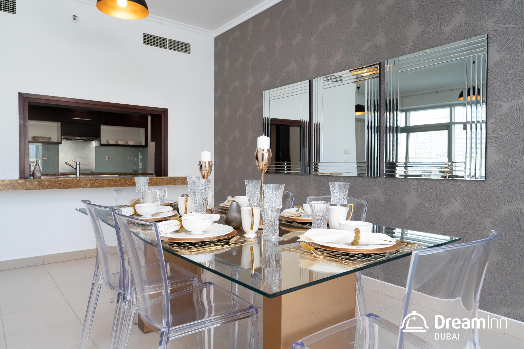 Dream Inn Dubai - Burj Views