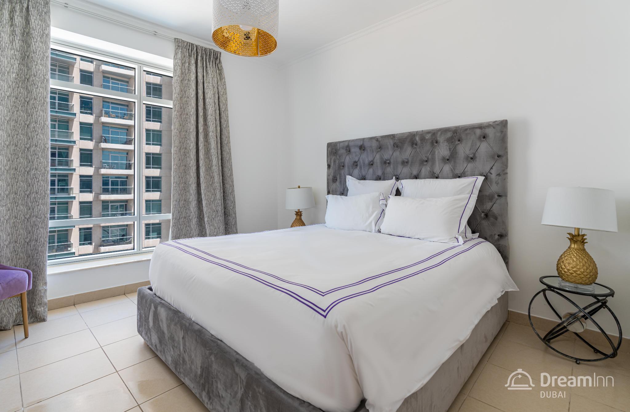 Dream Inn Dubai - Burj Views