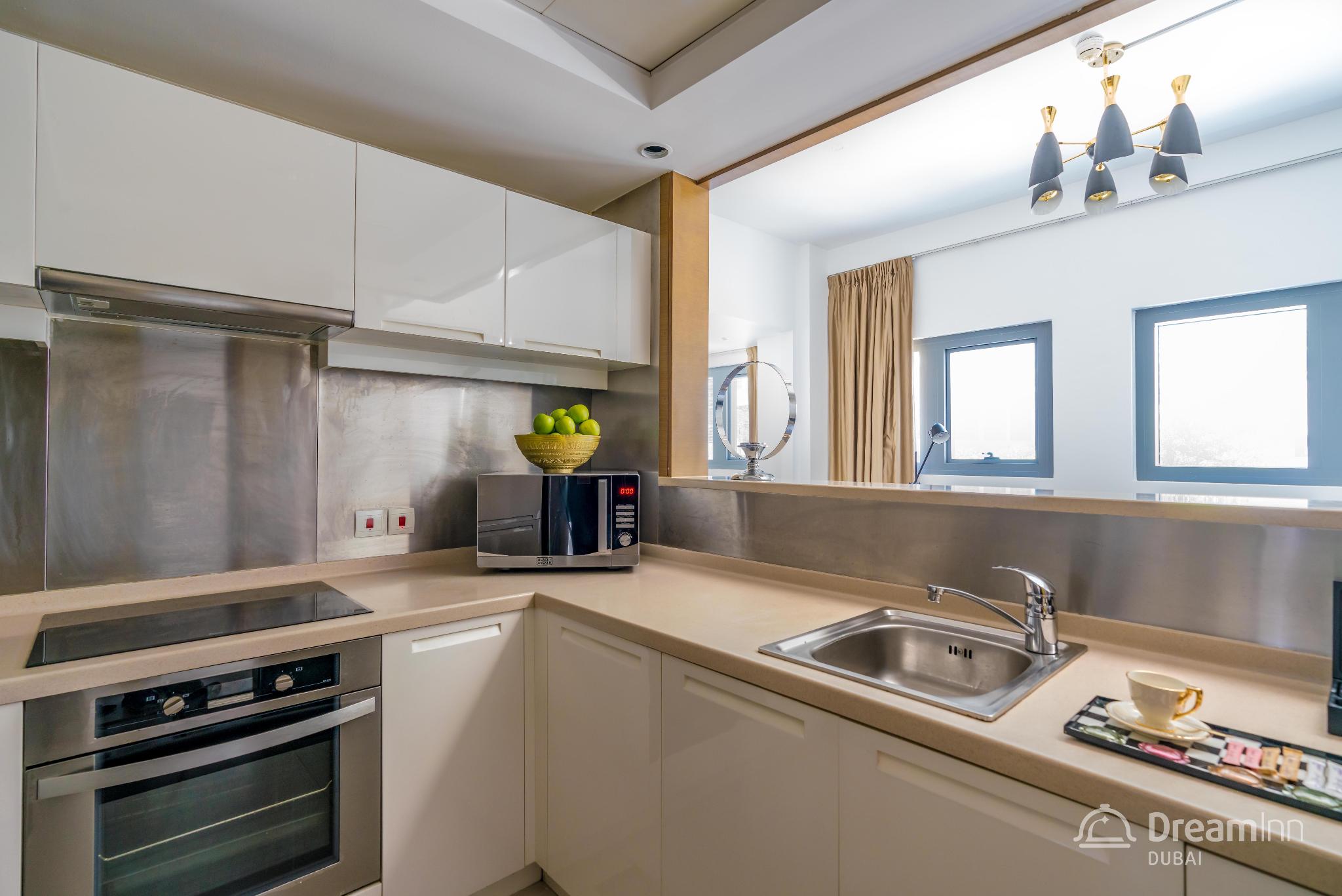 Dream Inn Dubai - Claren Downtown