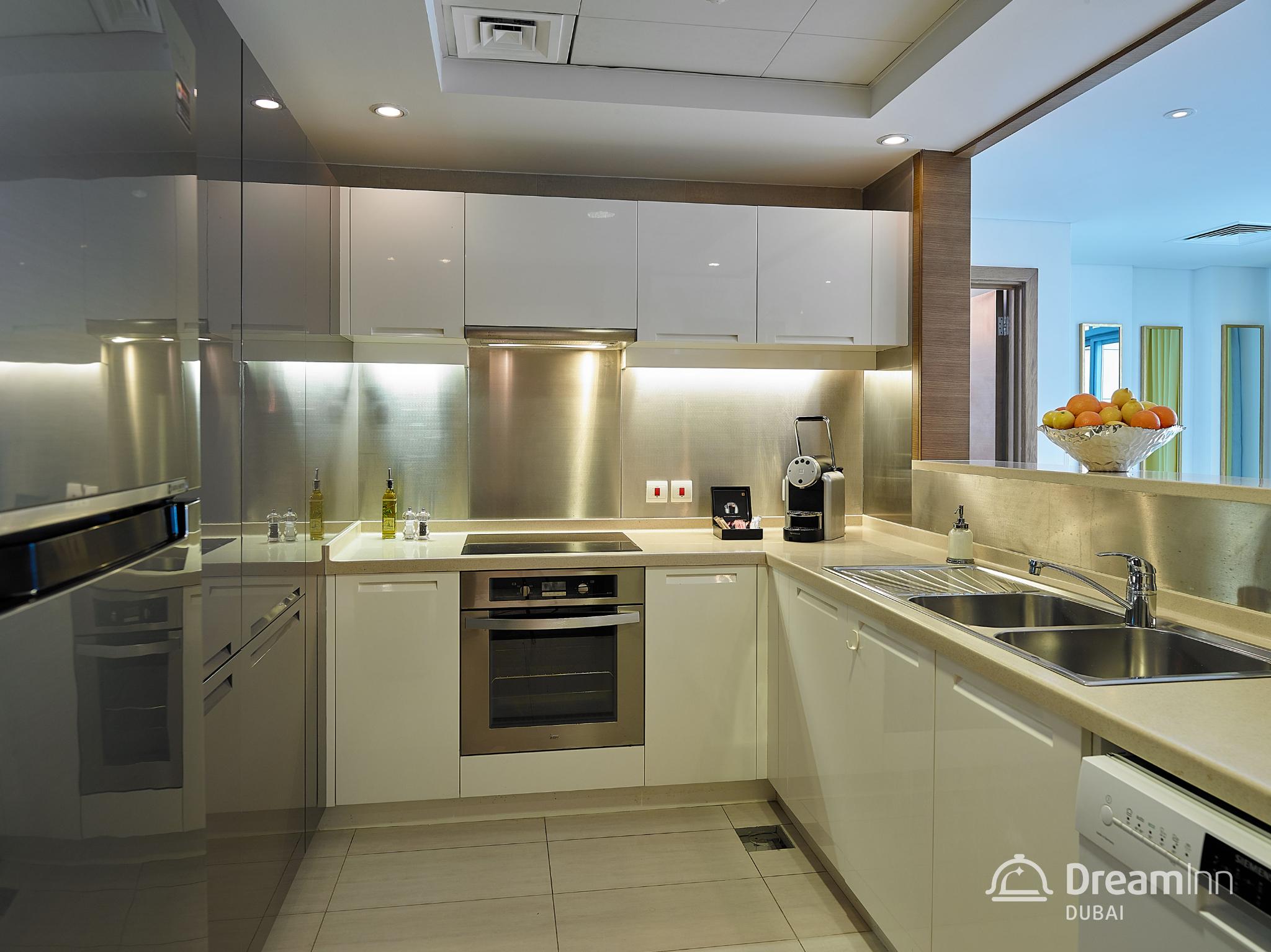 Dream Inn Dubai - Claren Downtown