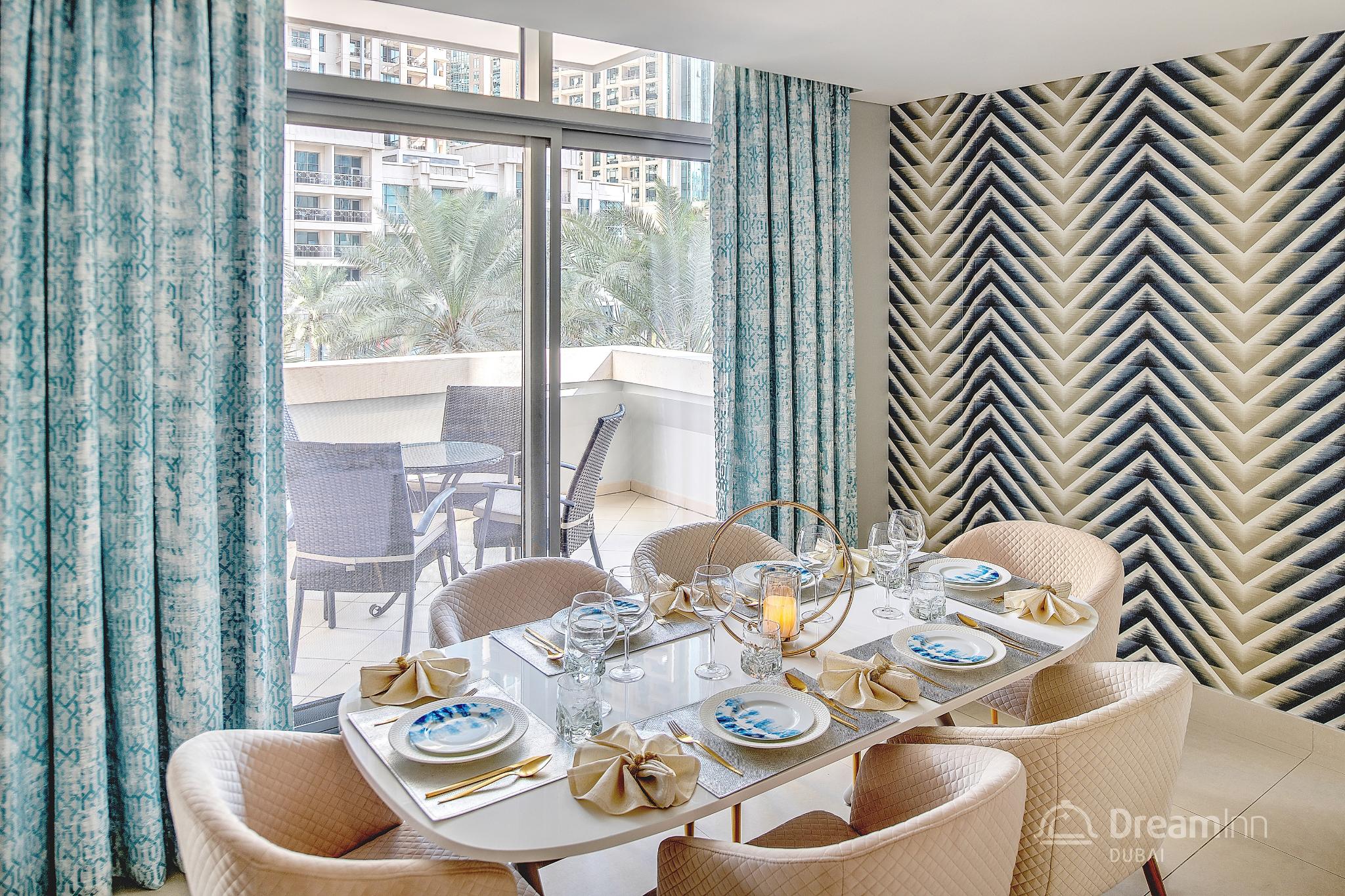 Dream Inn Dubai - Claren Downtown