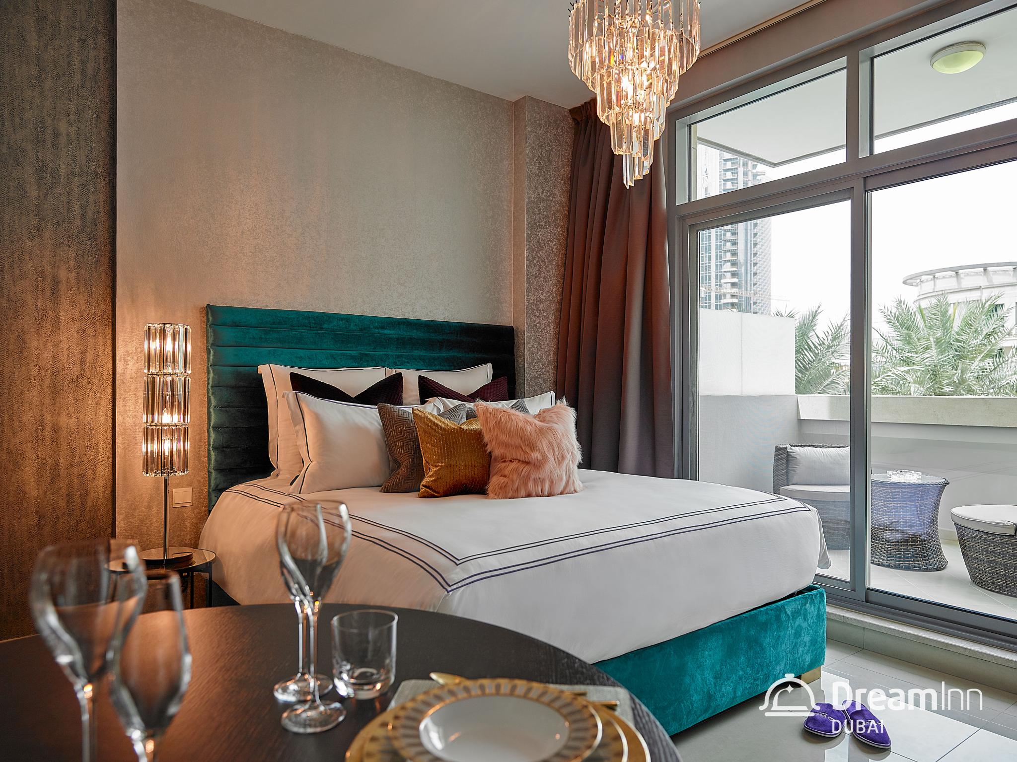 Dream Inn Dubai - Claren Downtown