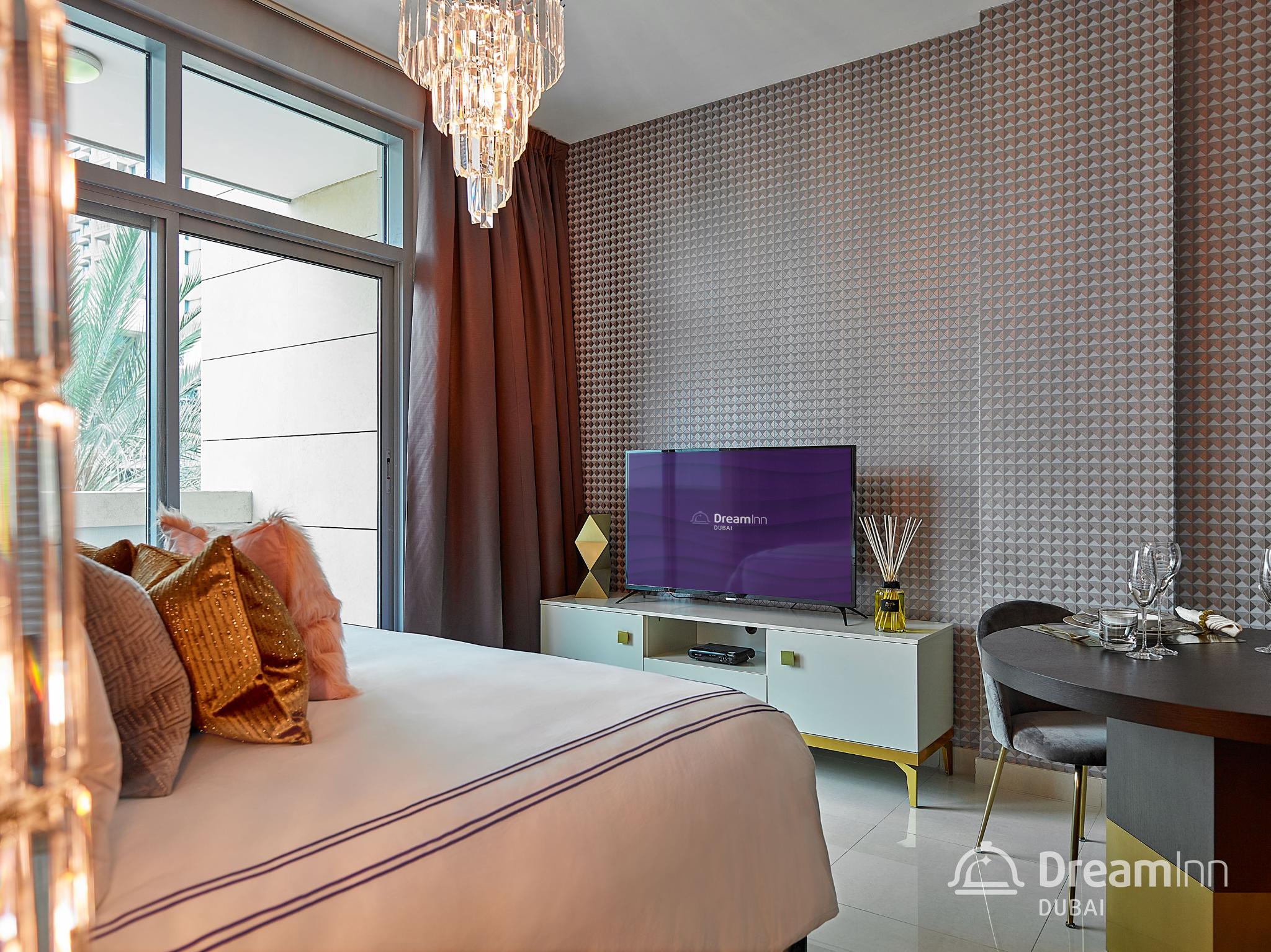 Dream Inn Dubai - Claren Downtown