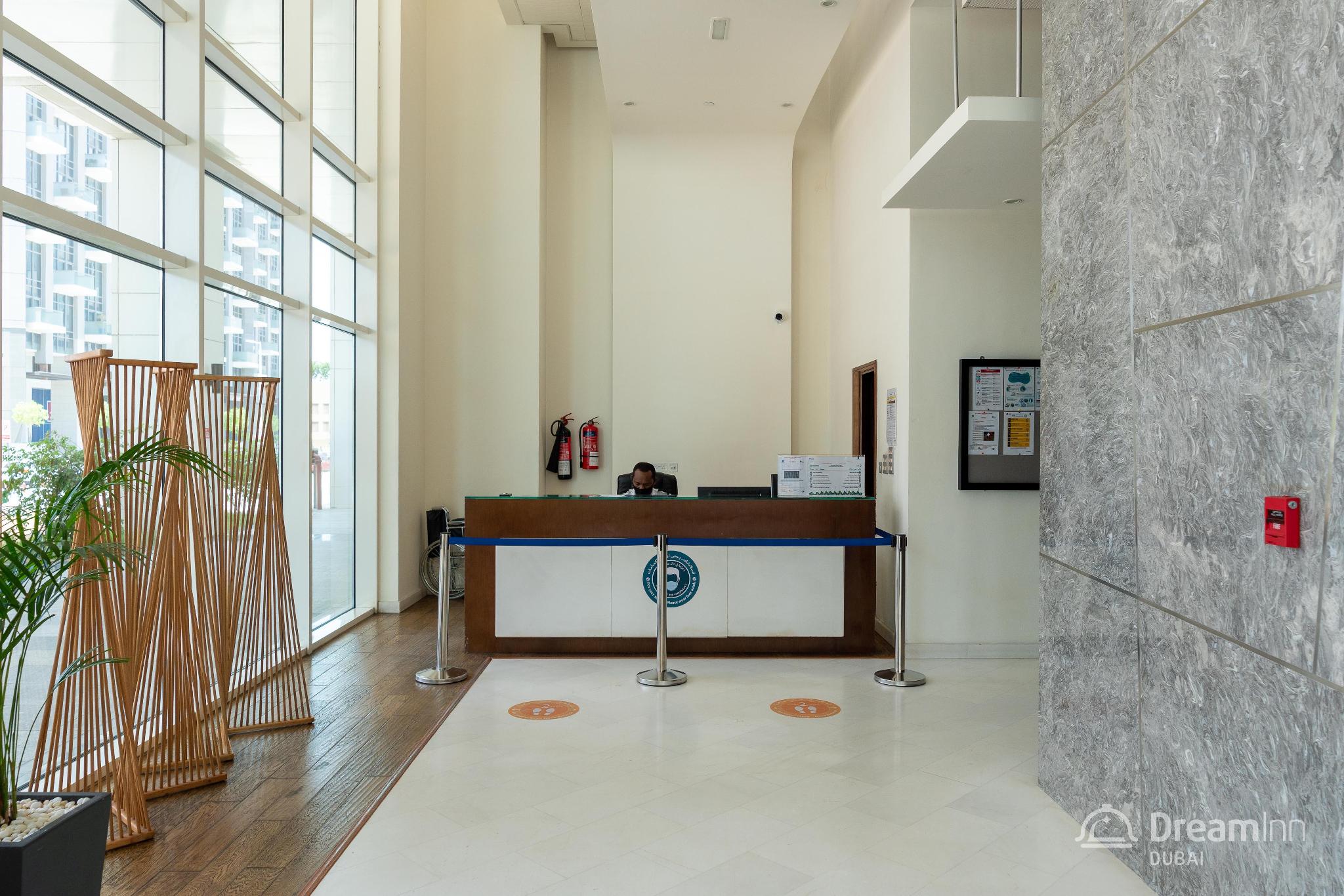 Dream Inn Dubai - West Wharf