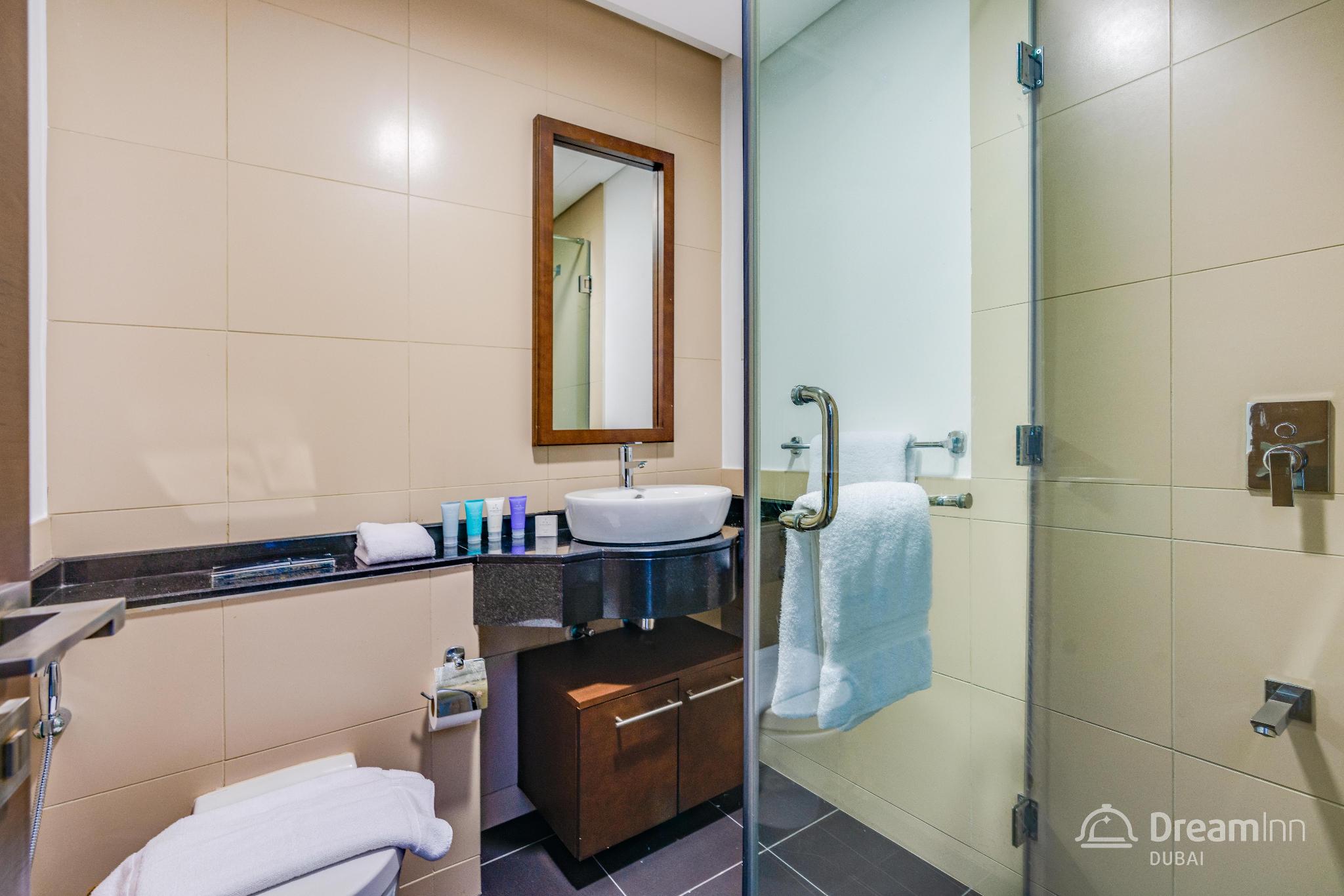 Dream Inn Dubai - West Wharf