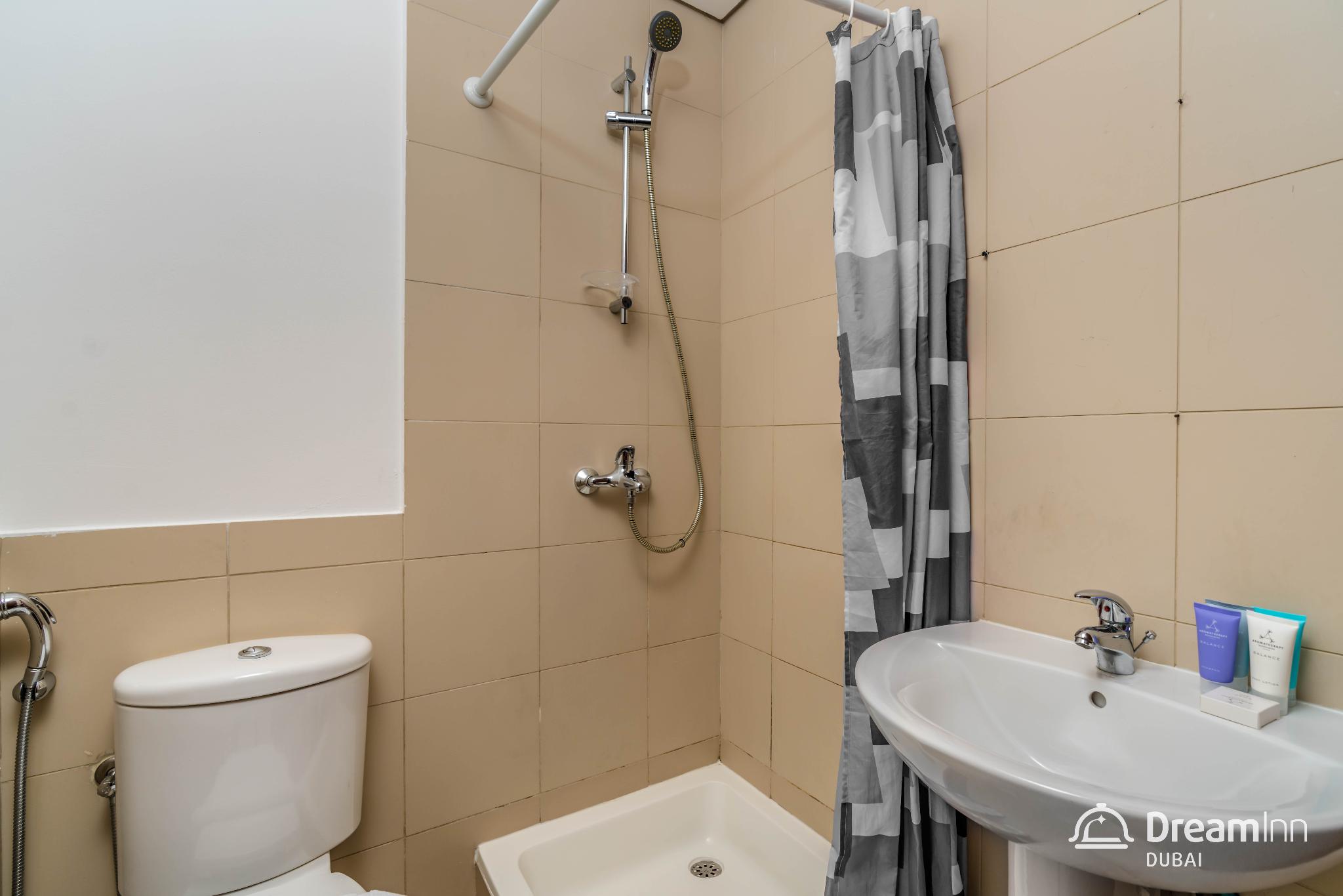 Dream Inn Dubai - West Wharf