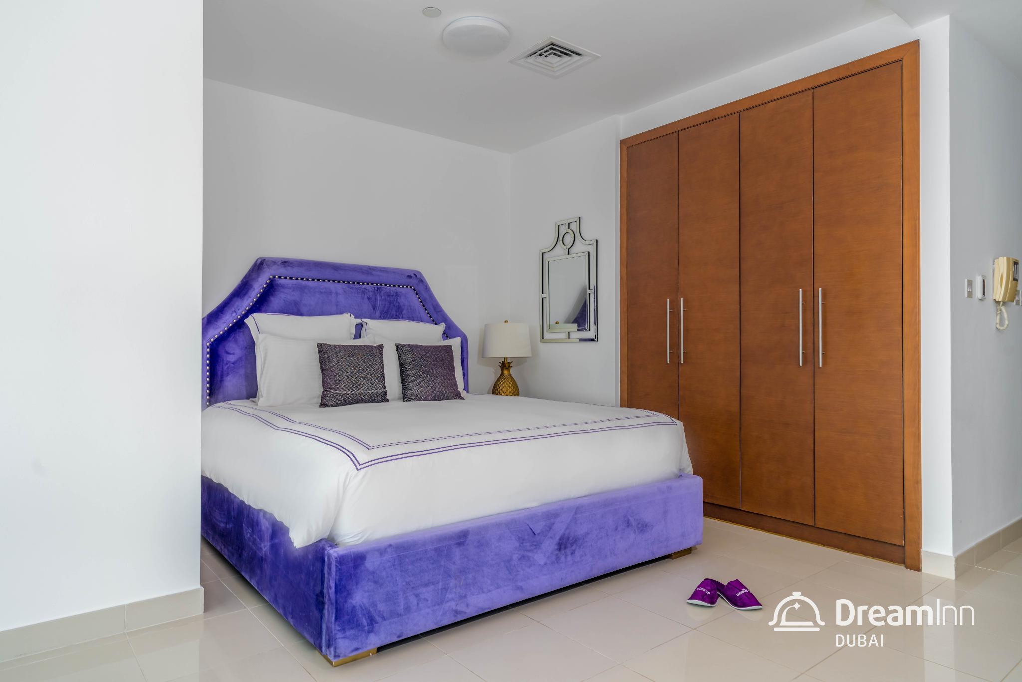 Dream Inn Dubai - West Wharf