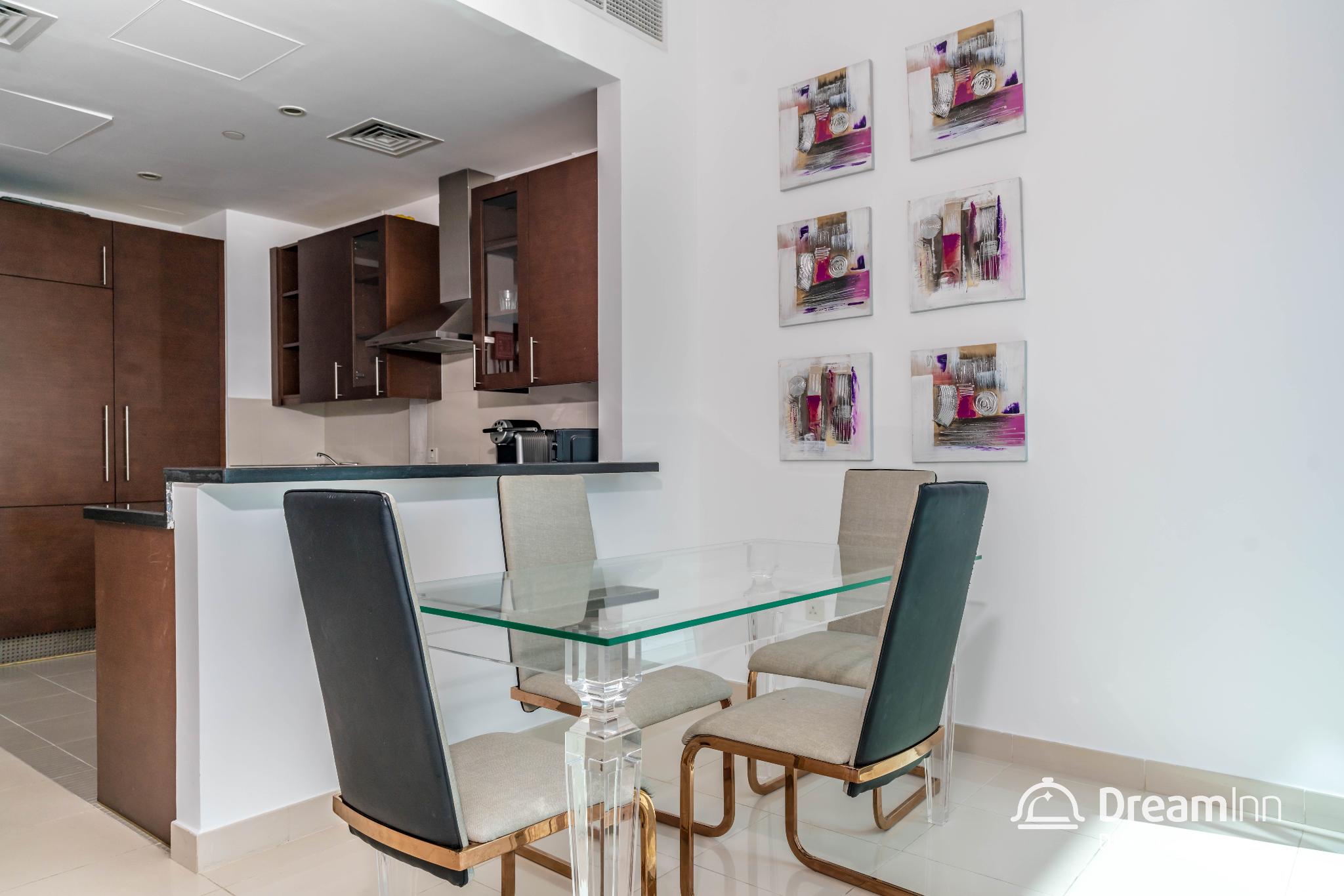 Dream Inn Dubai - West Wharf